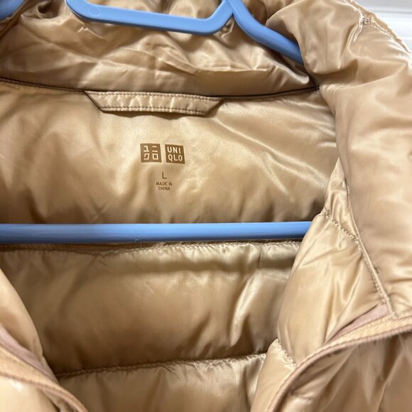 Uniqlo Gold/Tan Down Vest - Size L - Picture 3 of 8